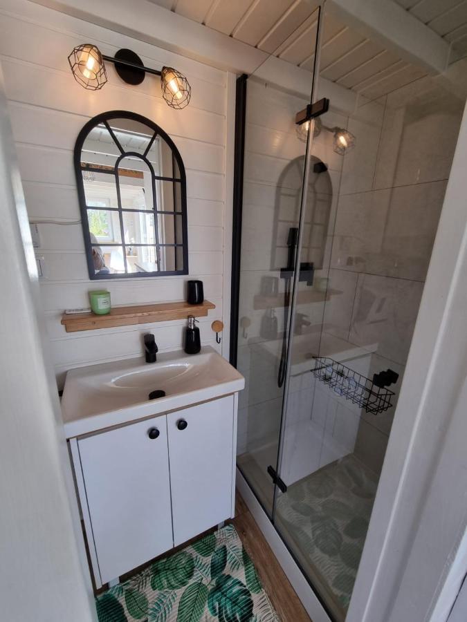 Holiday home Nad Jeziorem Z Jacuzzi
